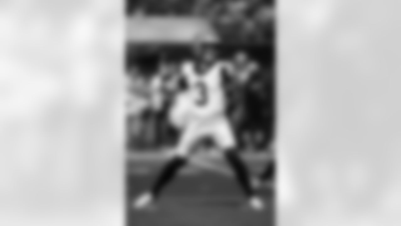 QB Jake Haener - Free Agent Signing (August 17)