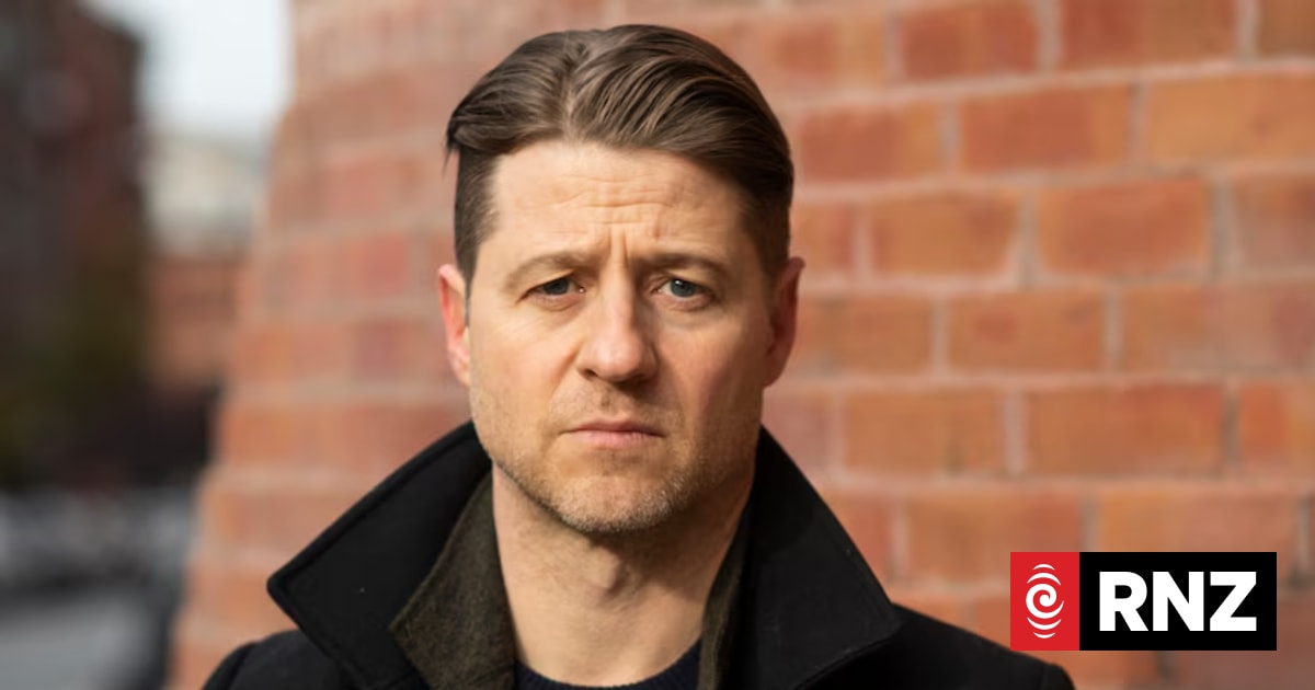 Former OC actor Ben McKenzie on crusade to take down ‘stupid’ cryptocurrency Former OC actor Ben McKenzie on crusade to take down 'stupid' cryptocurrency
