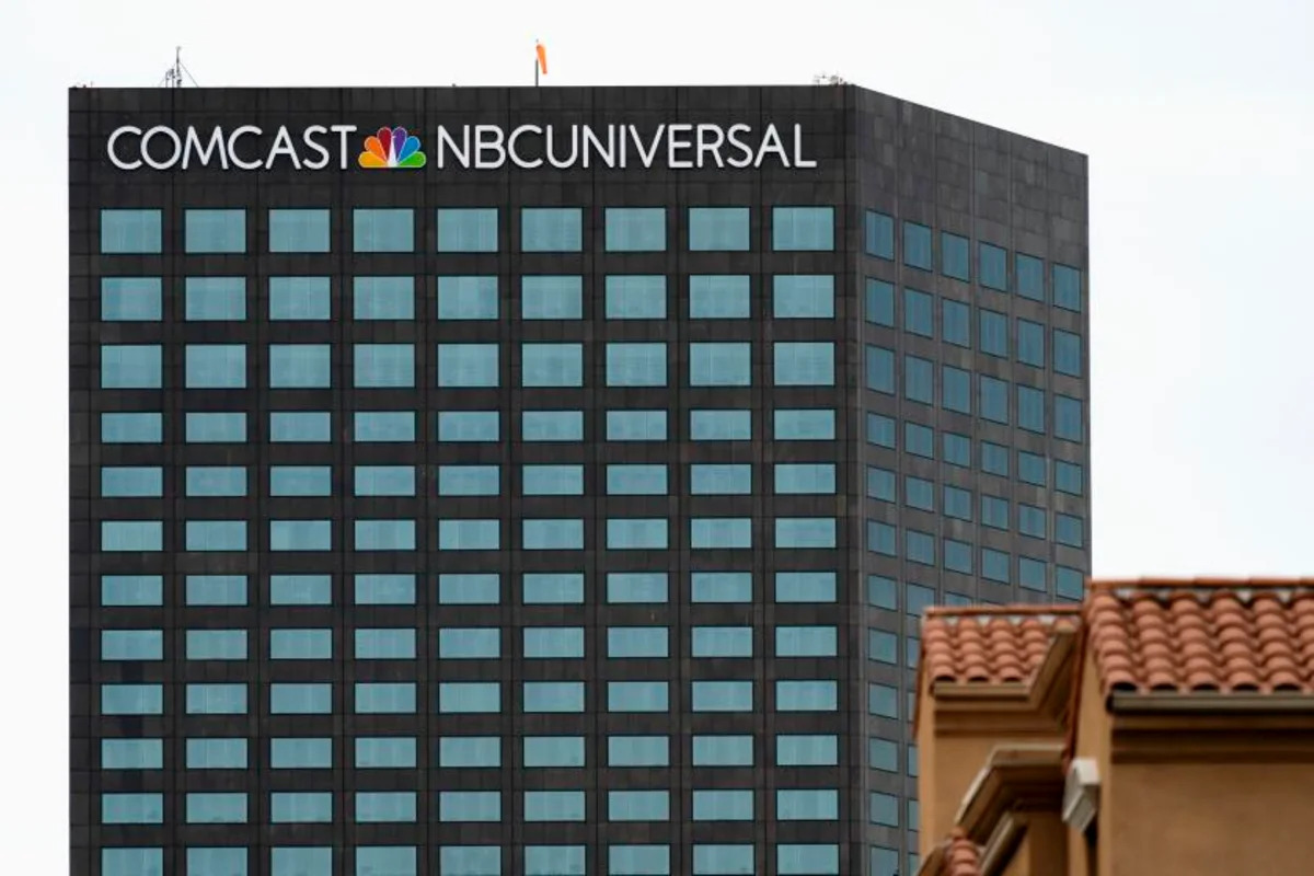 Comcast is spinning off NBCUniversal media and entertainment assets Comcast is spinning off NBCUniversal media and entertainment assets