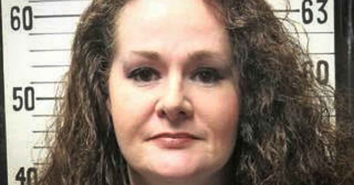 Christa Pike has pneumonia and no function in her arms after failed execution, lawyer says Christa Pike has pneumonia and no function in her arms after failed execution, lawyer says