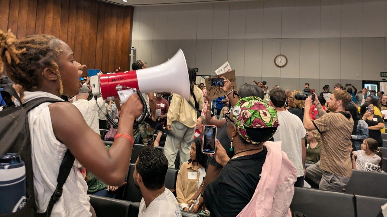Memphis City Council devolves into chaos after data center moratorium vote postponed Memphis City Council devolves into chaos after data center moratorium vote postponed